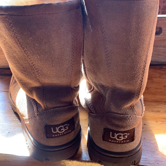 UGG suede sherpa lined ankle booties - Picture 2 of 6